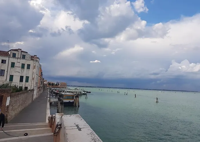 The Secret Garden In The Very Heart Of Venice